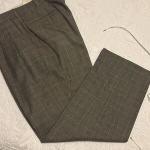 Brooks Brothers Man dress pants, gray size 38 like new